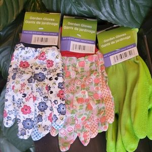 Floral Garden gloves. Pack Of 3. Size S/M stretch. NWT*